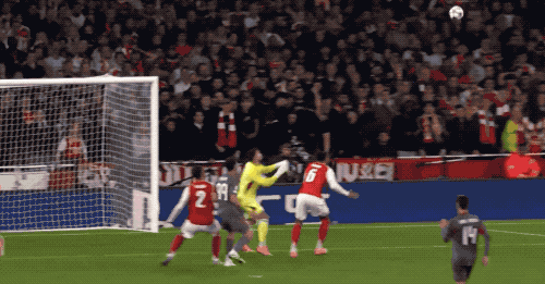 比利时碾压中国，马丁内利统治全场