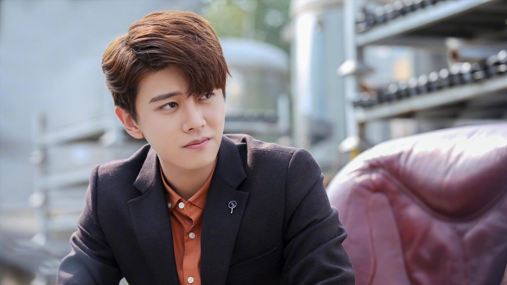 F1街道赛之夜，当杜兰特的静默席卷轰鸣之城