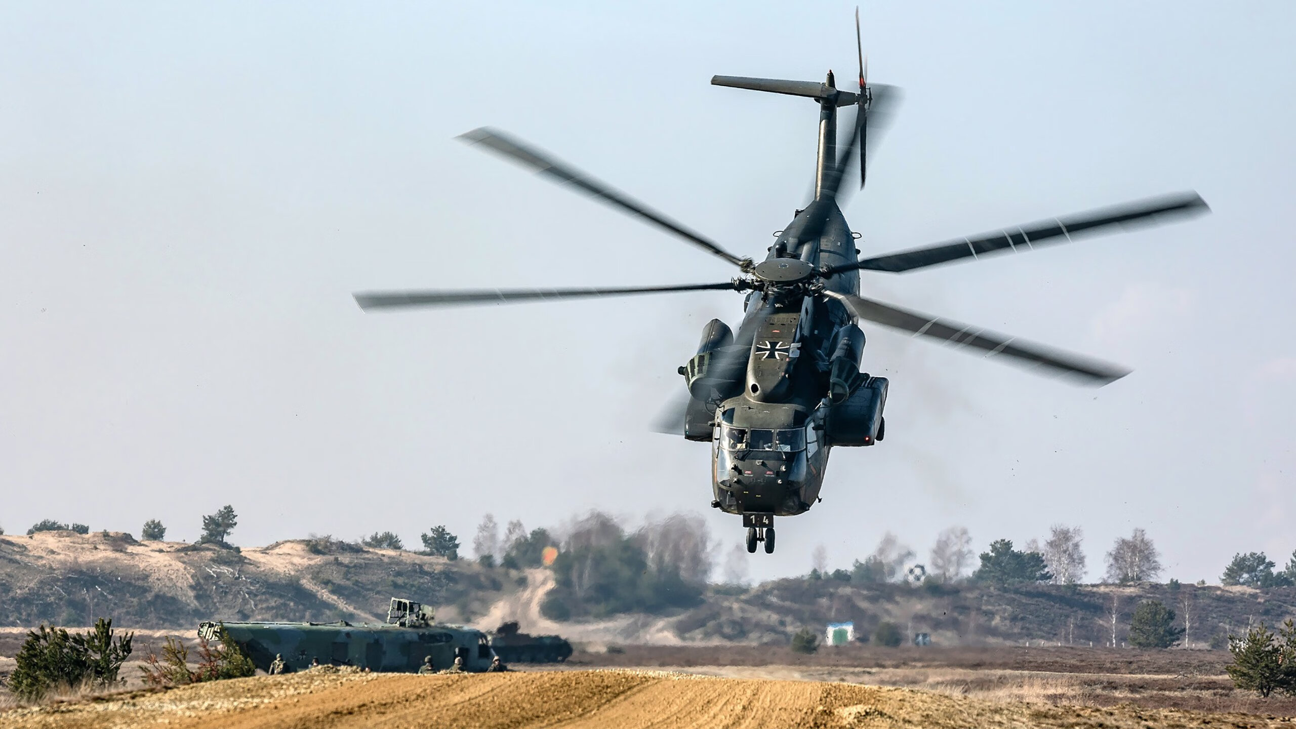 绿茵风暴与银色闪电，当双线统治者跨越边界