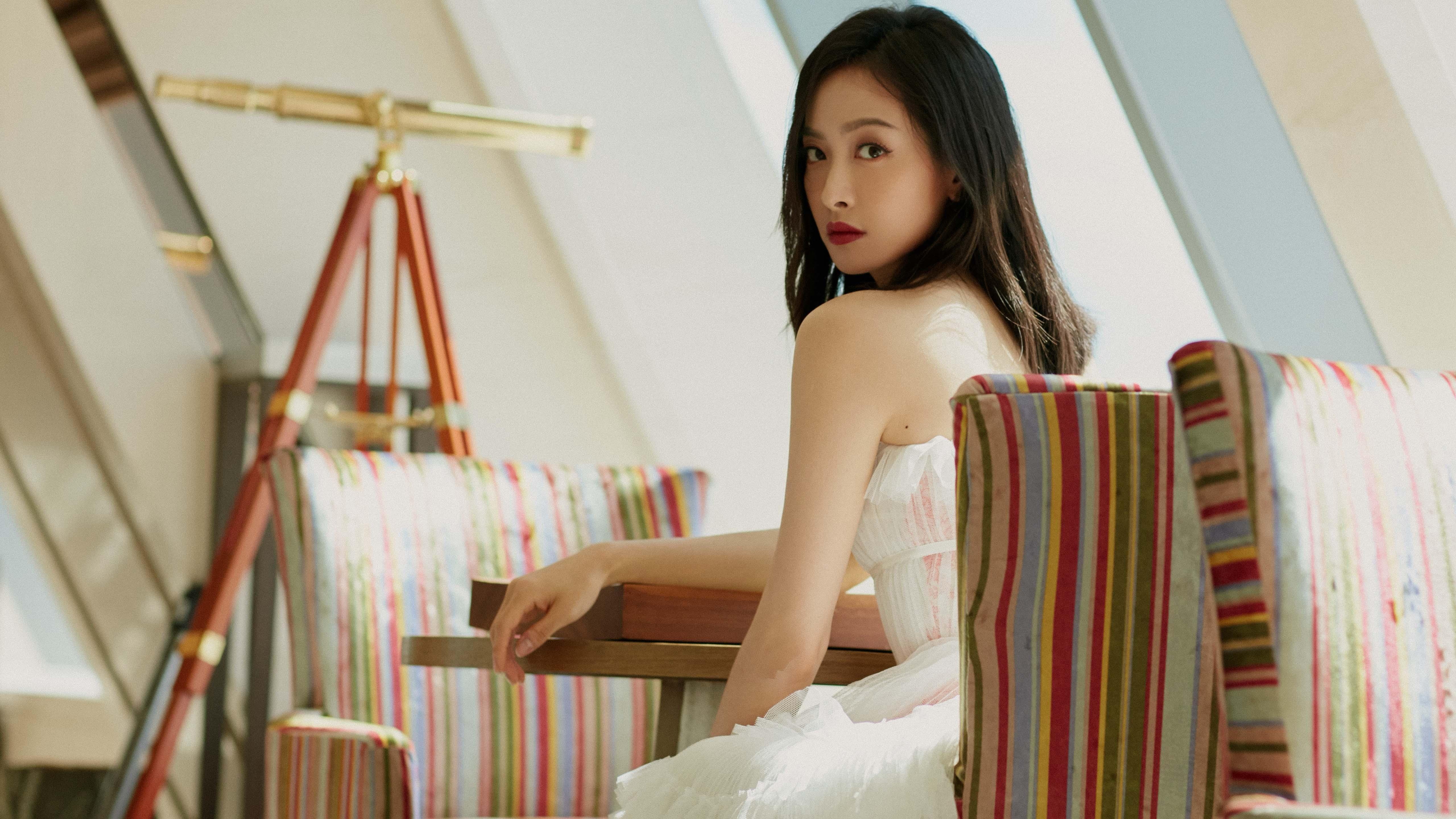 胜利者的落寞，当塞维利亚出局夜，库尔图瓦在别处完成自我救赎