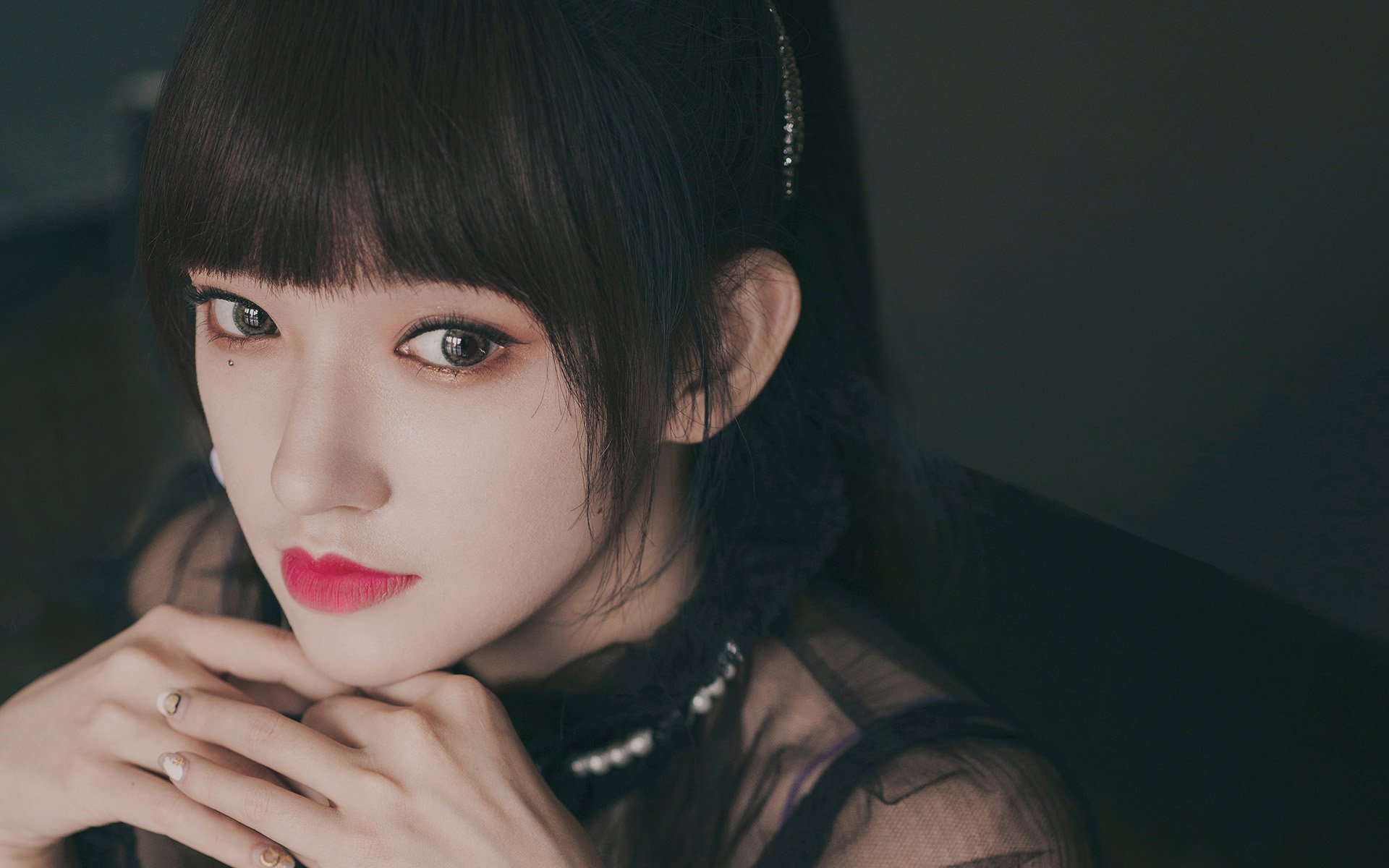 红蓝灯塔,莱万一剑封喉,巴萨险胜背后的体系与天才辩证