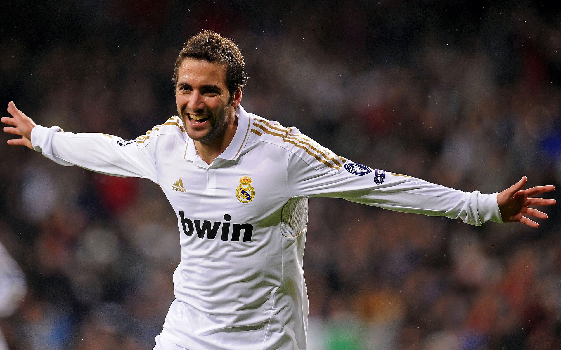 渺小而璀璨，当拉亚在决胜局的暗影中点燃智利